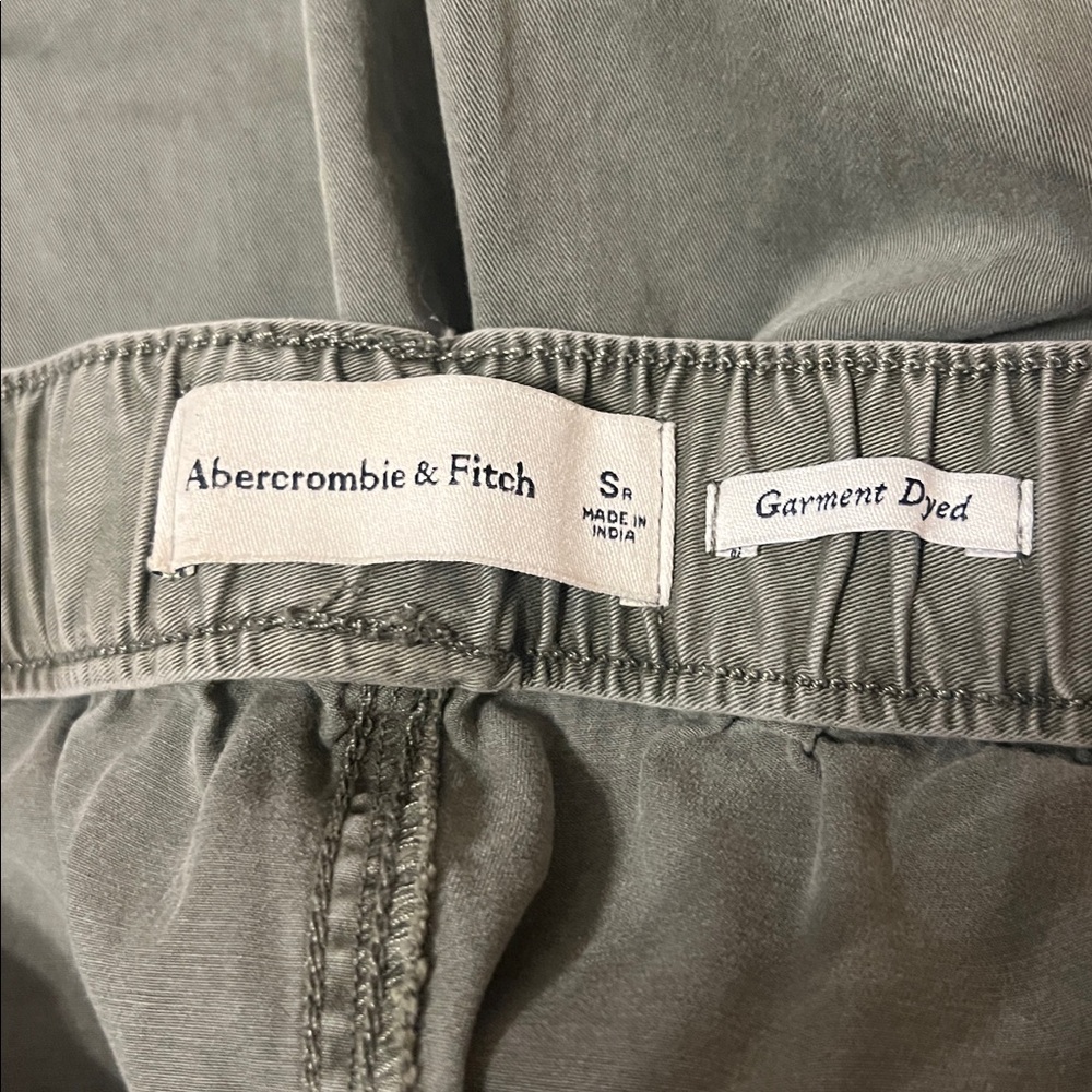 Baggy Cargo Pull-On Pant with Zippers Olive Green - Picture 9 of 10